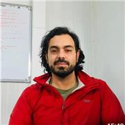 Se dictan clases de matemáticas a niños de todas las edades